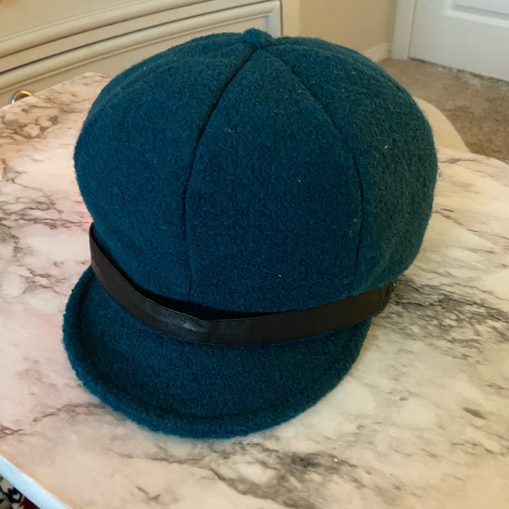 Collection eighteen blue travel hat